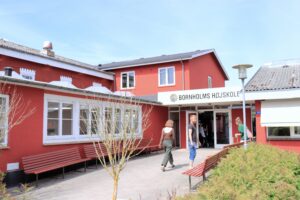 Bornholms Højskole, indgang